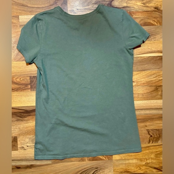 Life is Good Moss Green Peace Flower Long Women T Shirts Women’s Size Medium - Picture 3 of 7